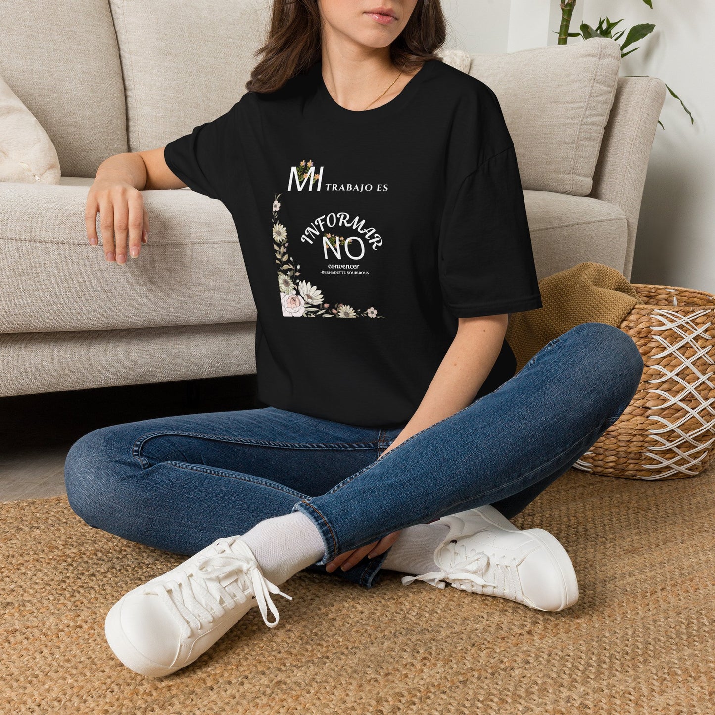 Religious T-Shirt — "Mi Trabajo Es Informar No Convencer" with Virgin Mary Back Print