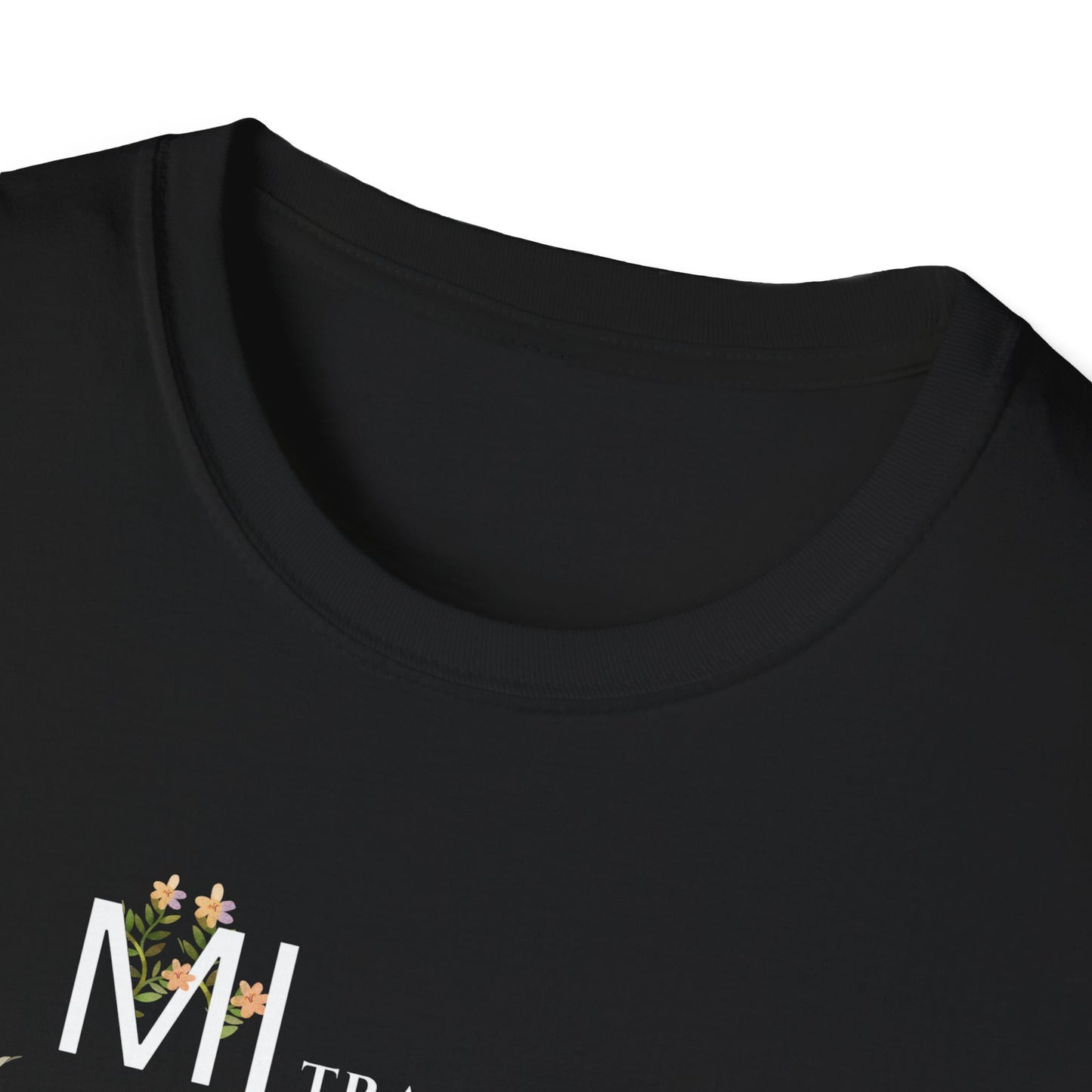 Religious T-Shirt — "Mi Trabajo Es Informar No Convencer" with Virgin Mary Back Print
